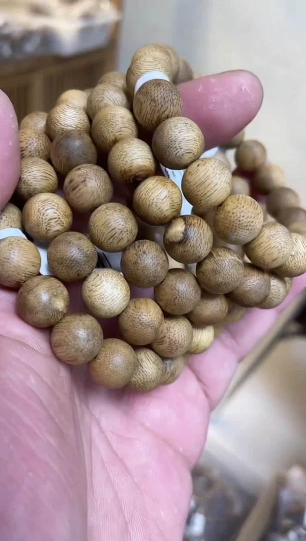 【闪购商品】沉香手串菩萨棋圆珠单圈1.1多样性发其一