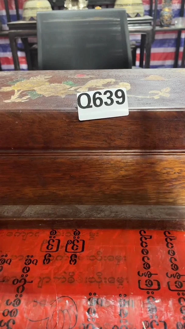 金属收藏阁精美家具饰品工艺摆件q639