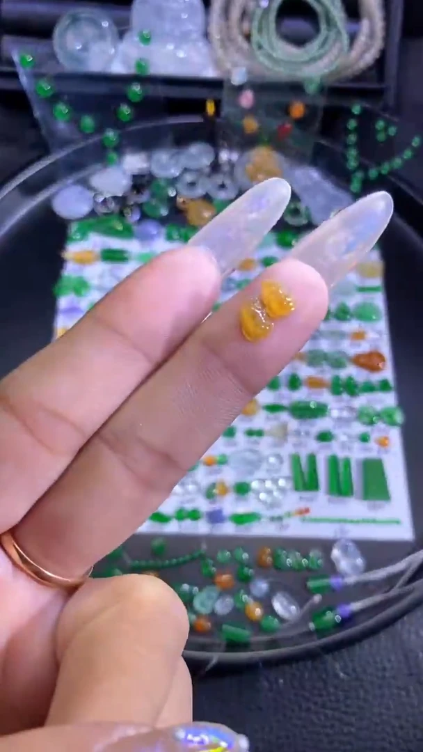 未镶嵌挂件翡翠貔貅