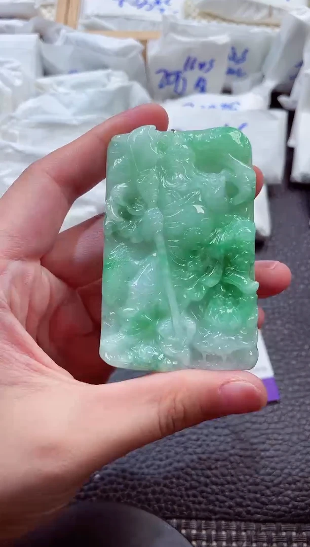 颈饰未镶嵌翡翠00002970