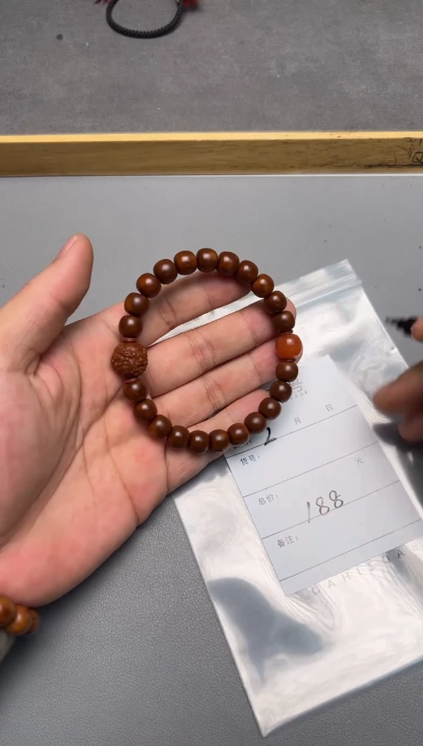 【闪购商品】核桃手串未镶嵌654765476547