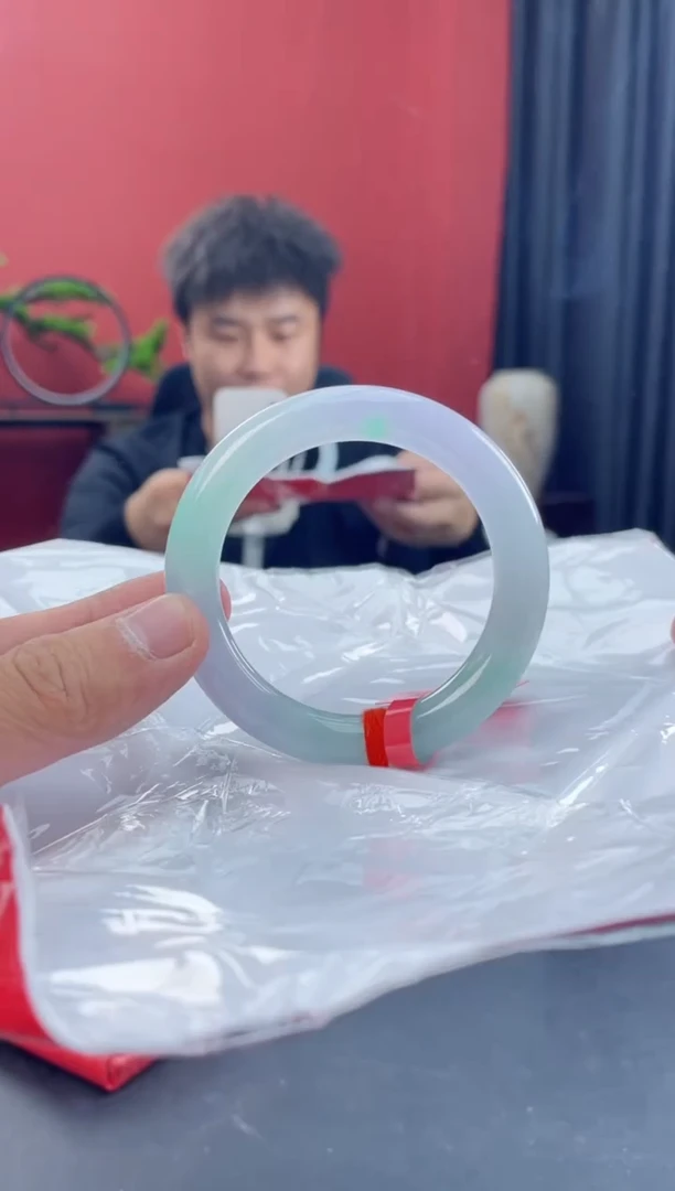 未镶嵌手镯翡翠8