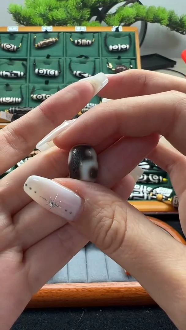 玛瑙/玉髓（覆膜）颈饰未镶嵌120（微瑕随机发货）