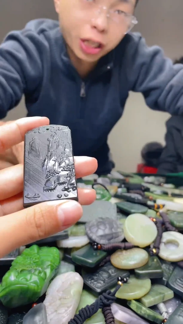 颈饰未镶嵌和田玉518