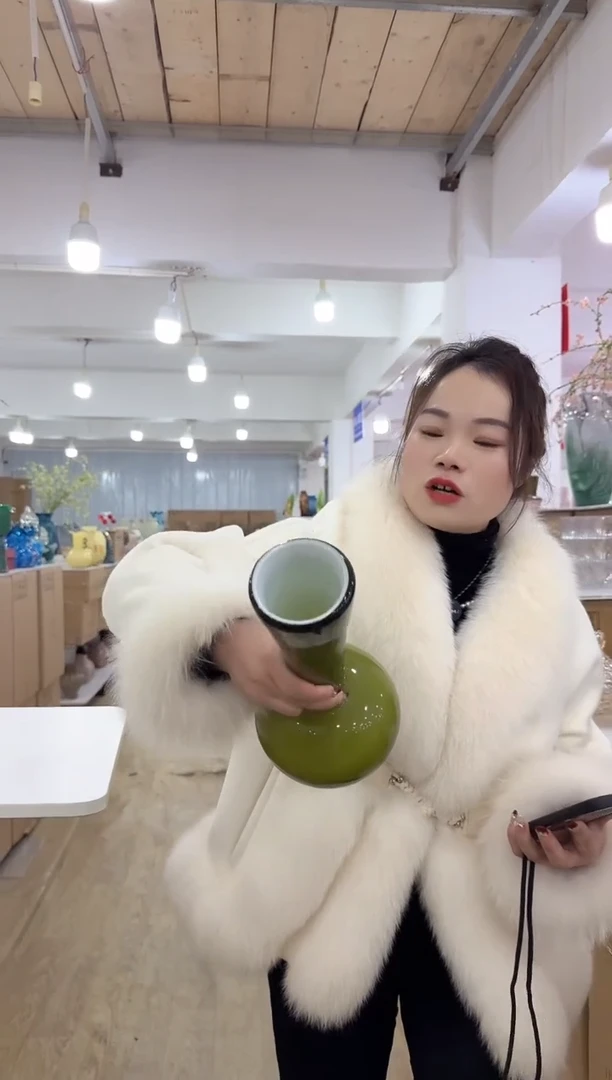 【闪购商品】琉璃迪喜花器-p-早4