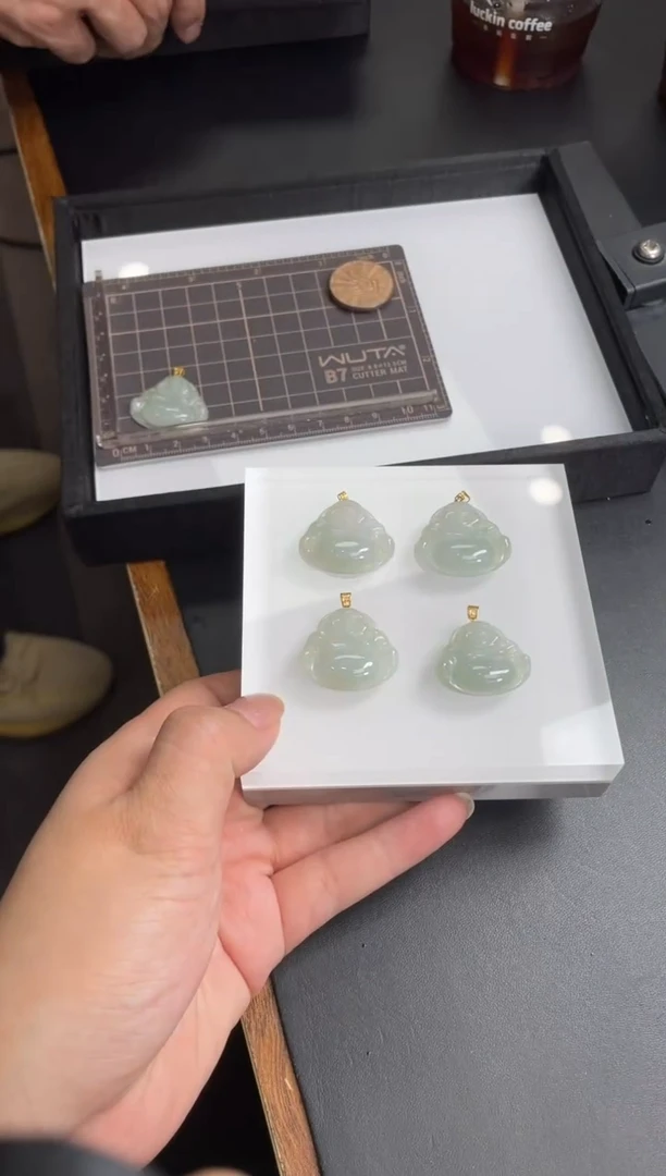 【闪购商品】翡翠挂件18K金镶嵌佛公FL8配绳/多样性发其一CP