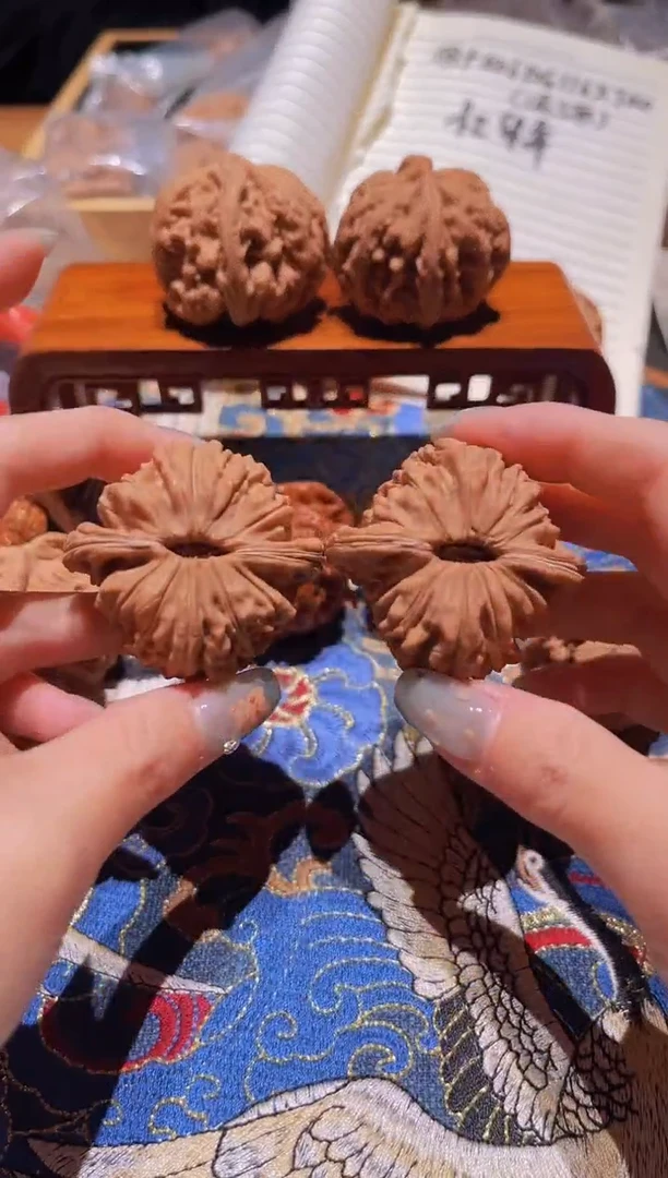 把件文玩核桃025四座楼45