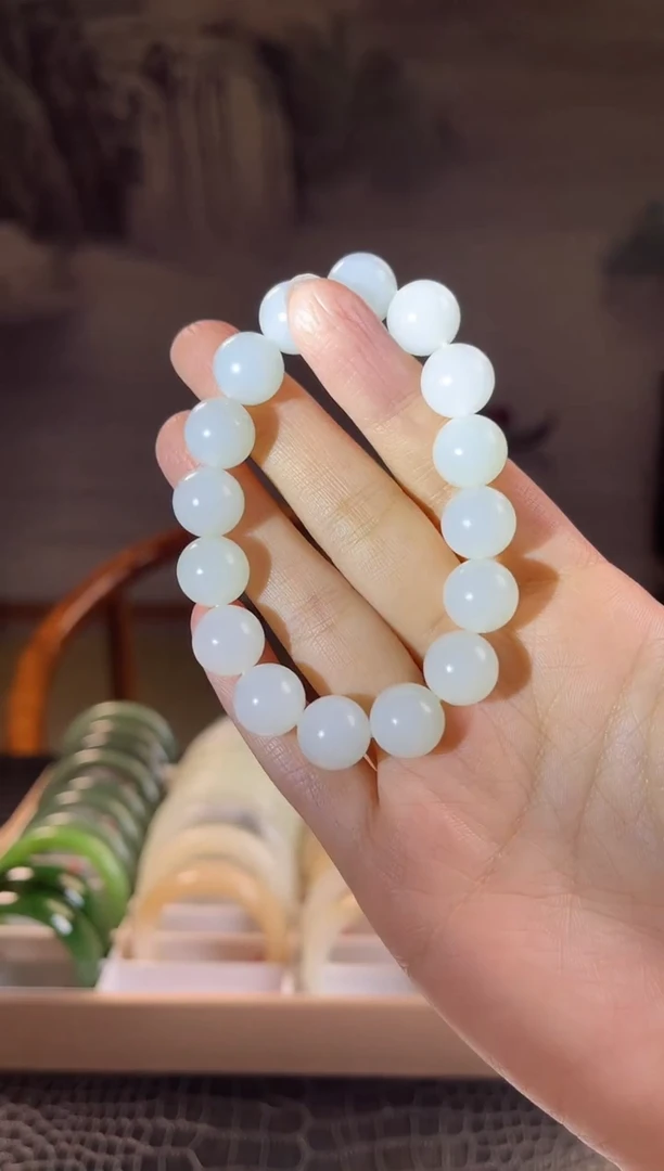 未镶嵌手镯和田玉12mm左右白玉