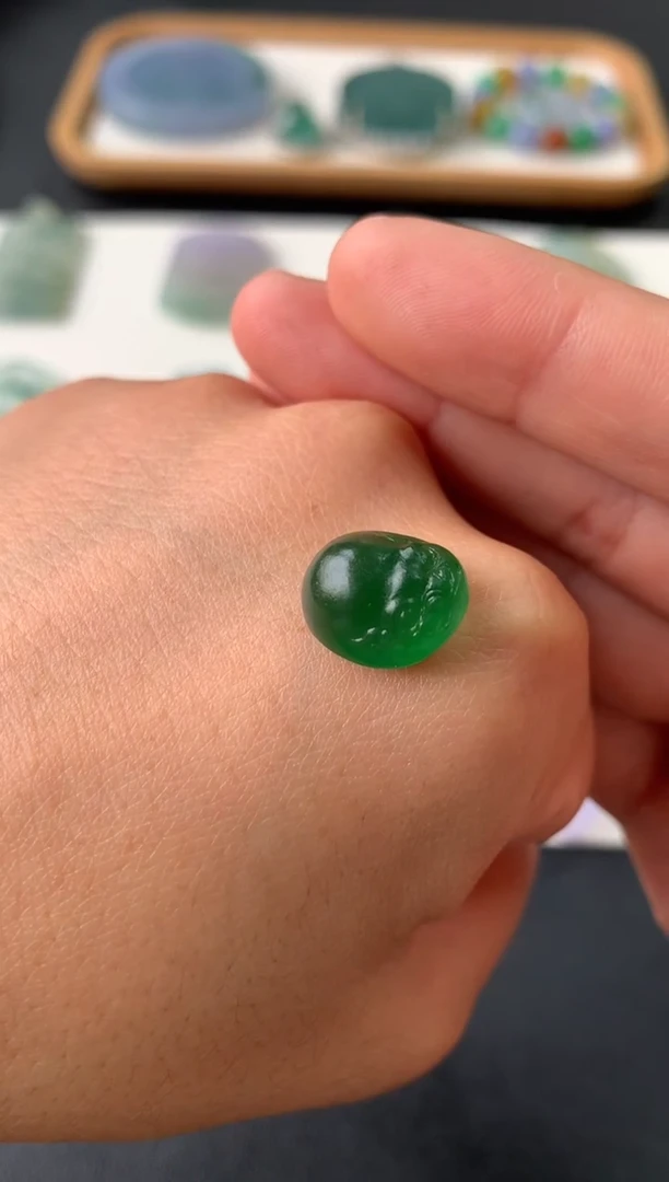 未镶嵌定制翡翠随**安翡翠