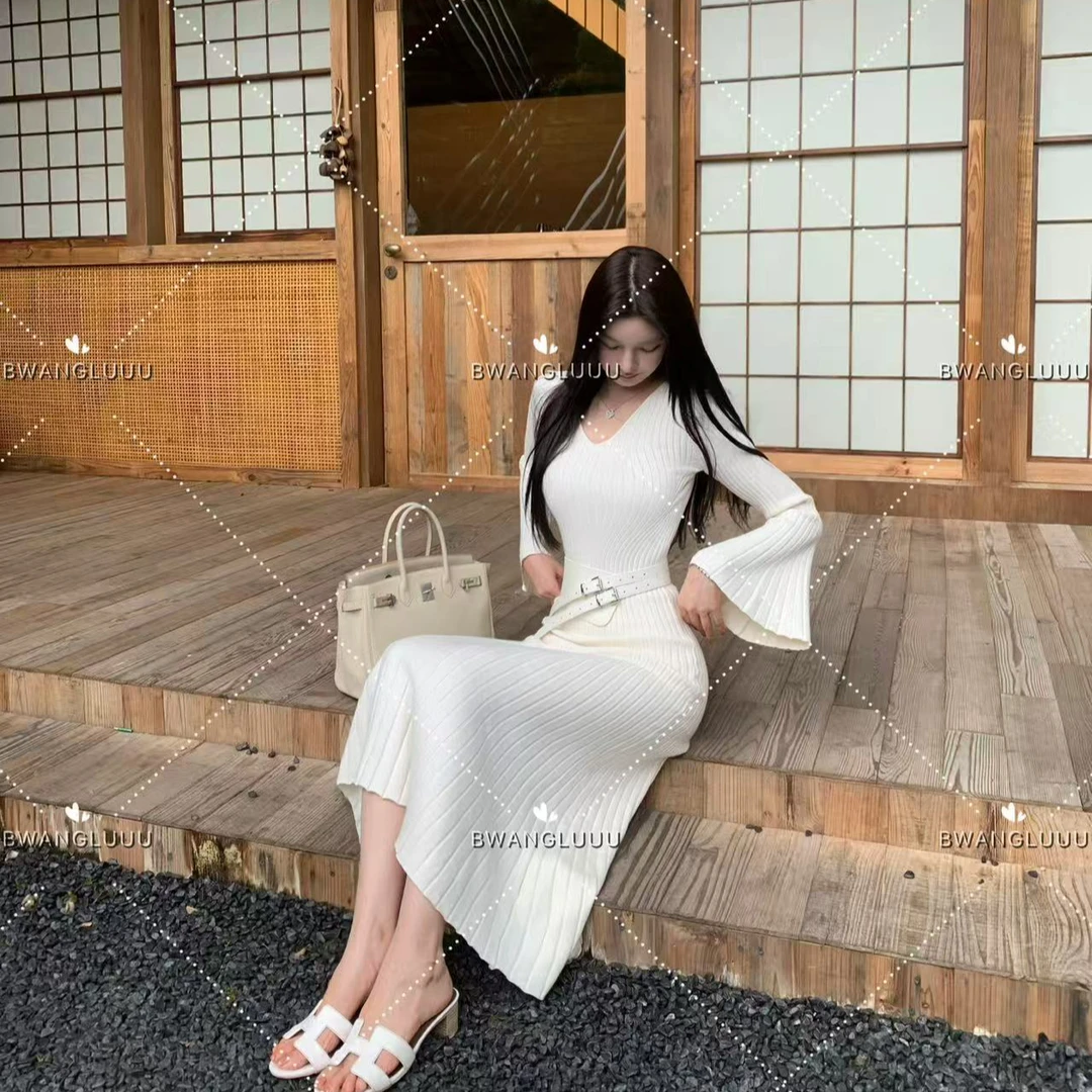 【徐徐啊】池南春水-收腰纯色A字裙连衣裙长裙时尚常规长袖法式V领