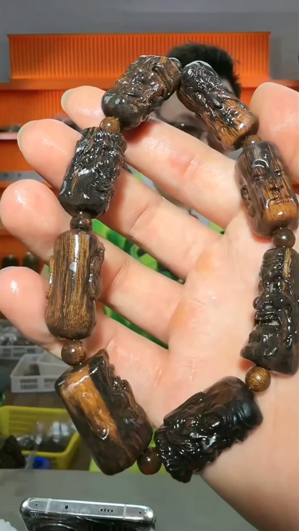 沉香手串182号单圈立体雕38.7g多样性发一
