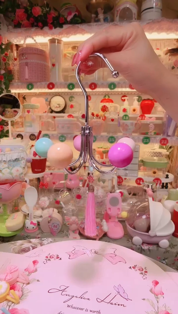 家居美物~旋转挂衣钩~品质好发货快放心拍！