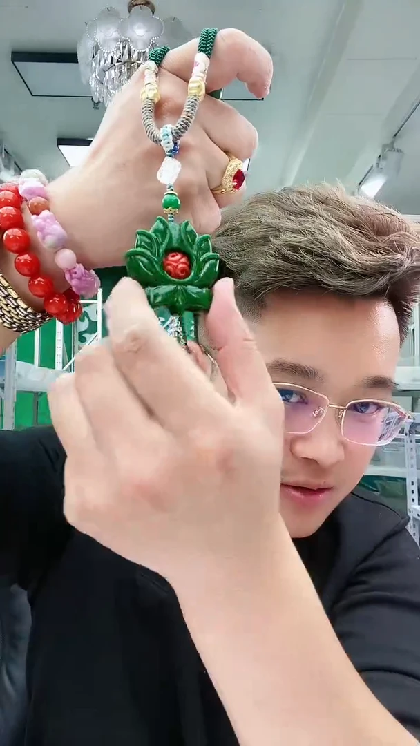 【闪购商品】翡翠颈饰14K金镶嵌D235吊坠