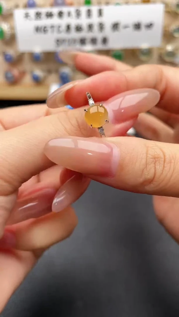 银S925镶嵌戒指翡翠一物一证一礼盒