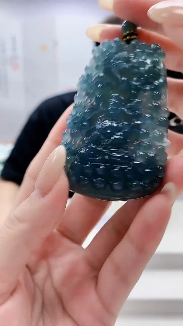 未镶嵌定制翡翠4868lr-毛货挂件58