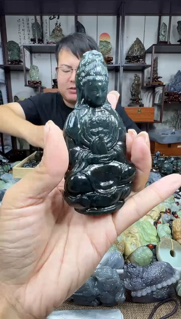 未镶嵌和田玉把件1