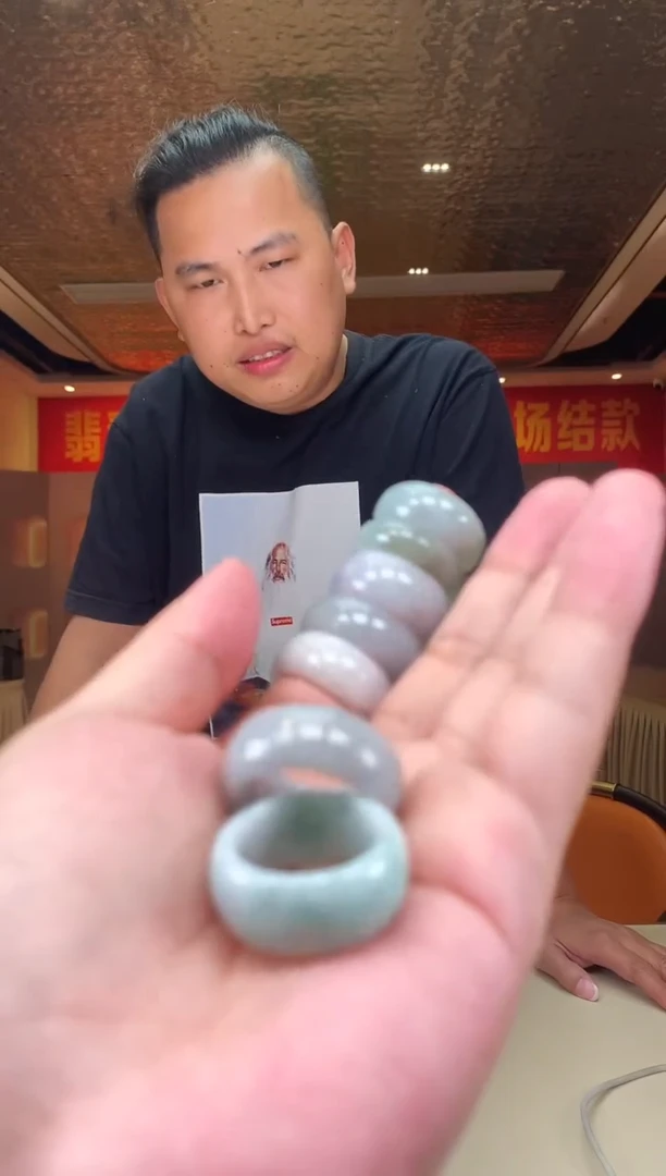 【闪购商品】定制翡翠未镶嵌多样性发货（只发一件) *d1