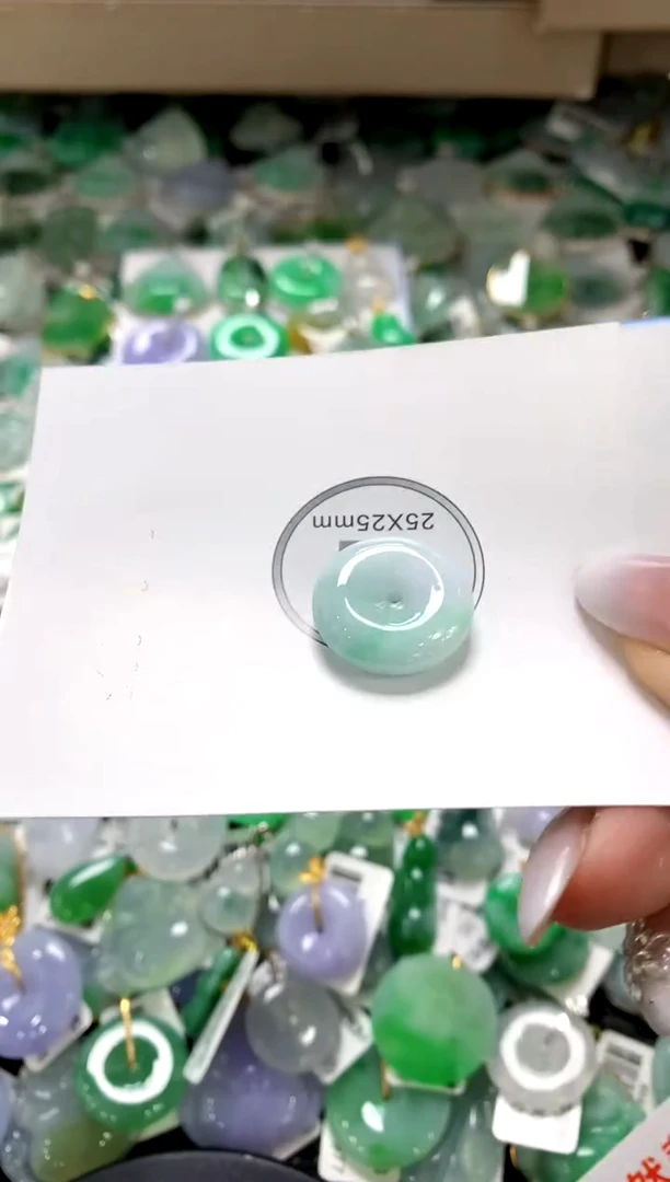 颈饰未镶嵌翡翠a货支持复检百元以上9元证书费自理