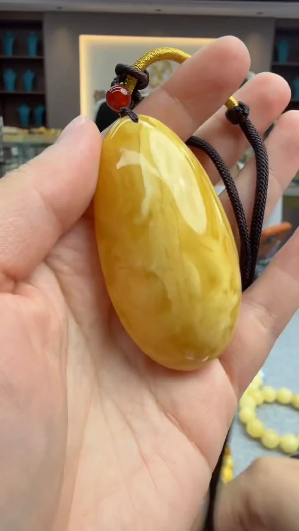 琥珀颈饰未镶嵌491秒拍号假一罚三