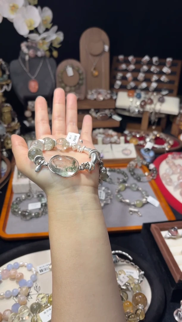 【闪购商品】水晶手链未镶嵌绿幽灵