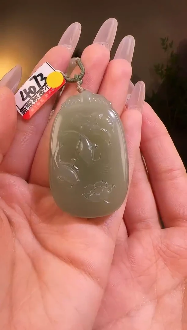 【闪购商品】和田玉颈饰未镶嵌随型4073