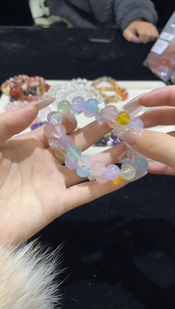 【闪购商品】烟晶手链合金28浮力020