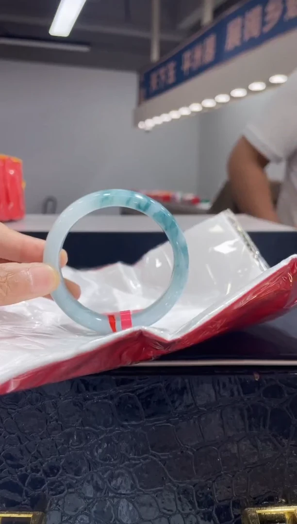 未镶嵌手镯翡翠1 5556