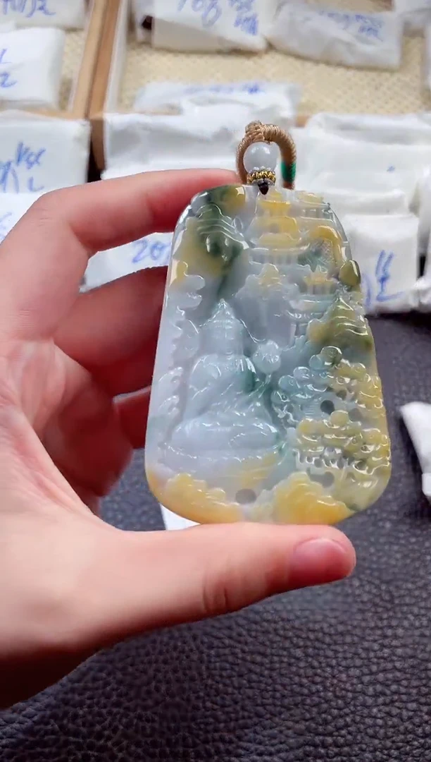 翡翠未镶嵌颈饰00001076观音