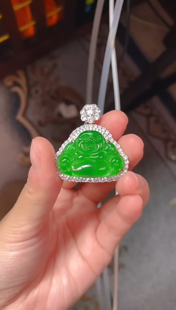【闪购商品】翡翠颈饰未镶嵌天然A货翡翠z15