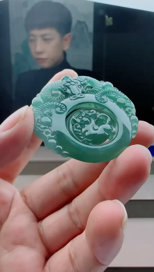 【闪购商品】翡翠颈饰未镶嵌多样性发货随机一件发货