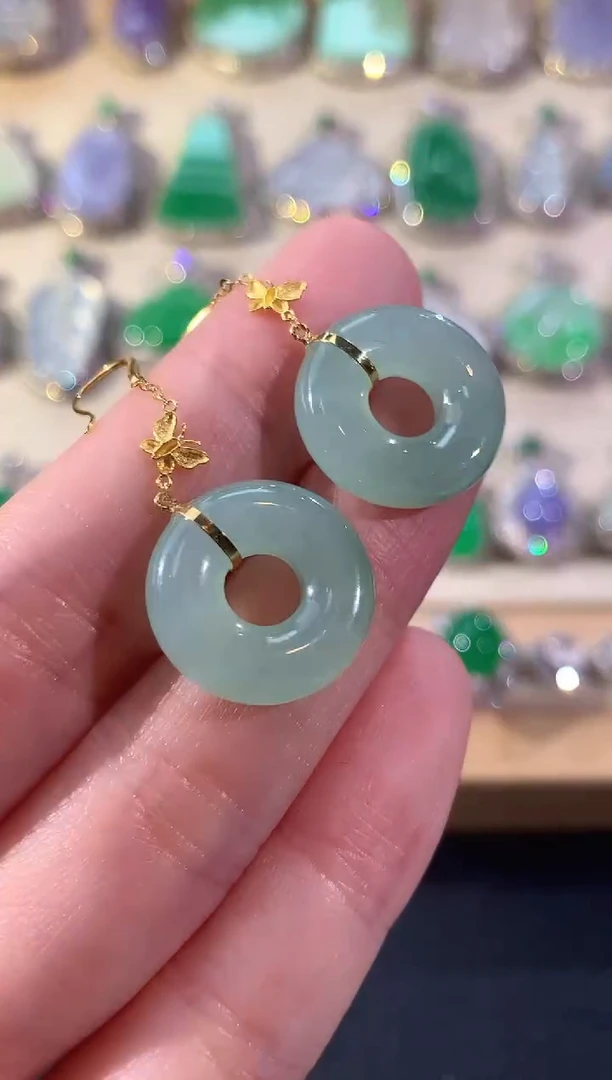 18K金镶嵌翡翠耳饰冬日珠宝Q20