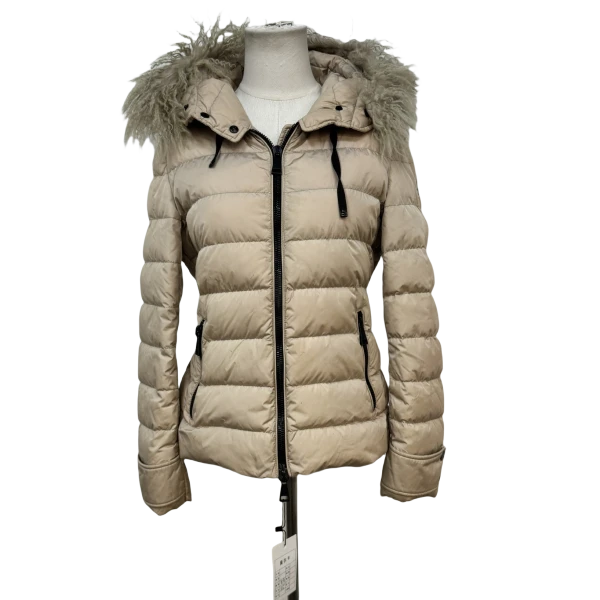 妃鱼/盟可睐/锦纶/羽绒服/95新/马一二八