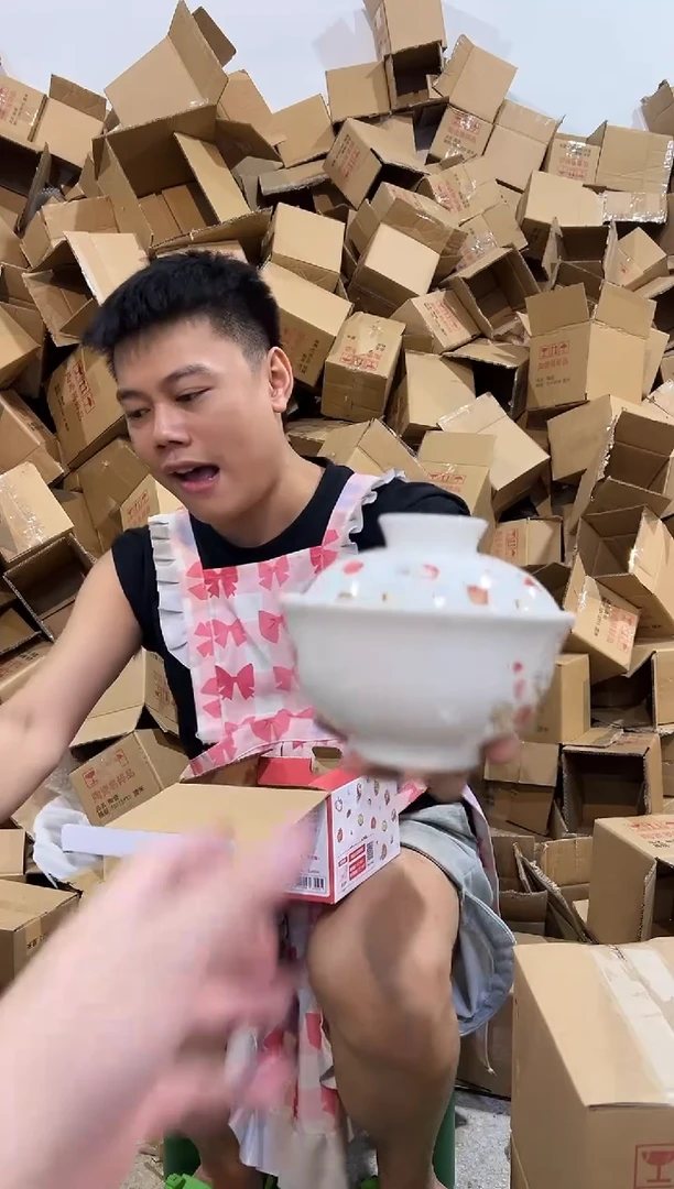 瓷片原盒kt猫带盖泡面碗
