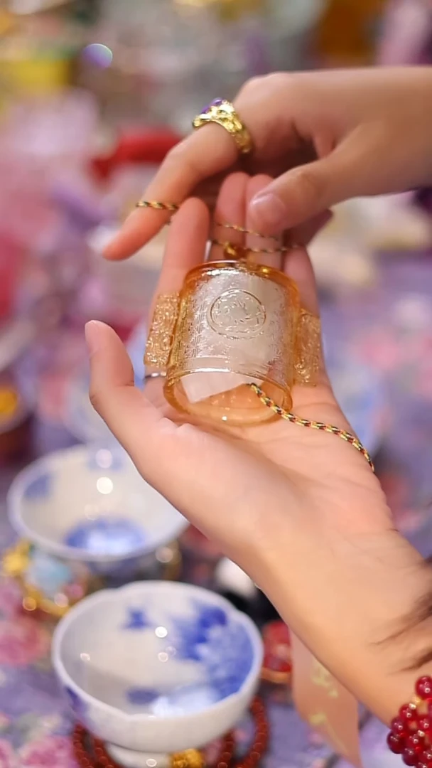 山怂阿卿直播间@@hcll0129