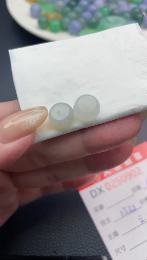 定制翡翠未镶嵌珠子