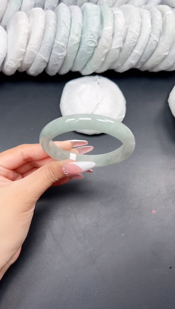 精品手镯 ，一物一拍U037