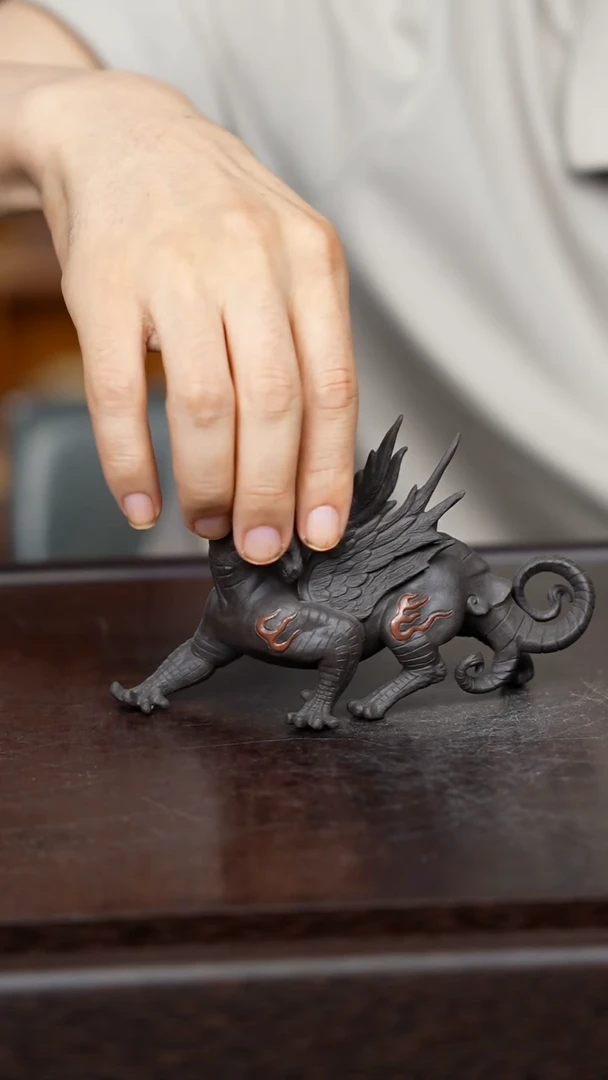 紫砂茶宠飞天貔貅