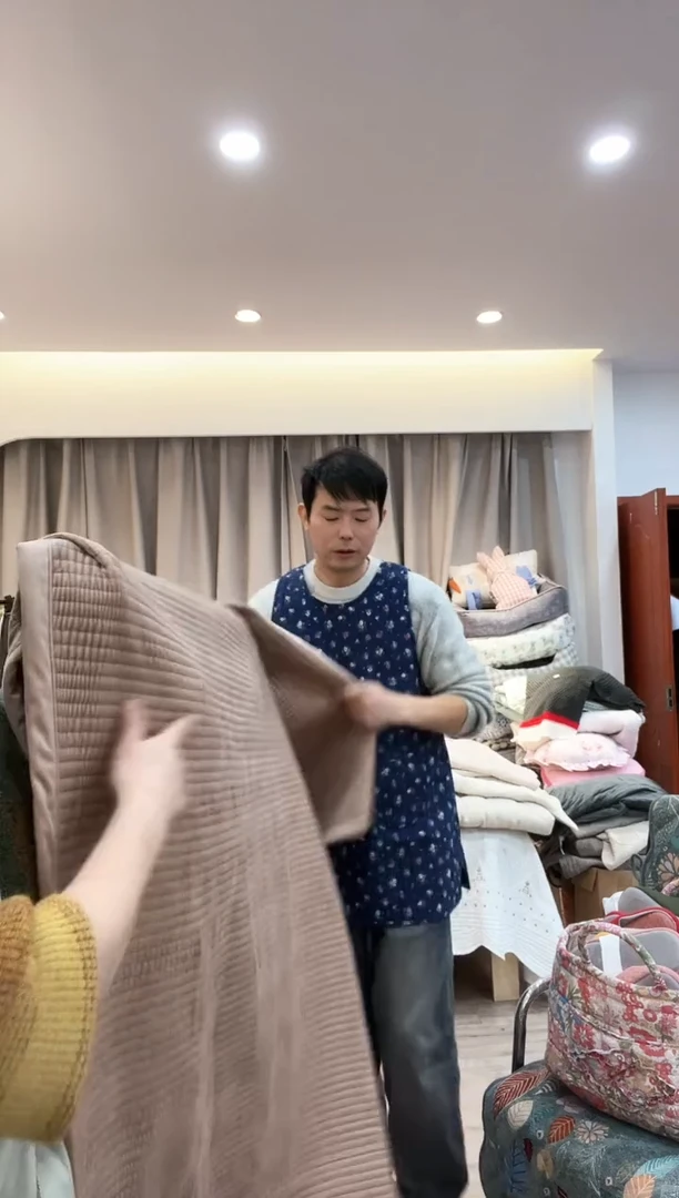 棉棉D07   床盖150*200