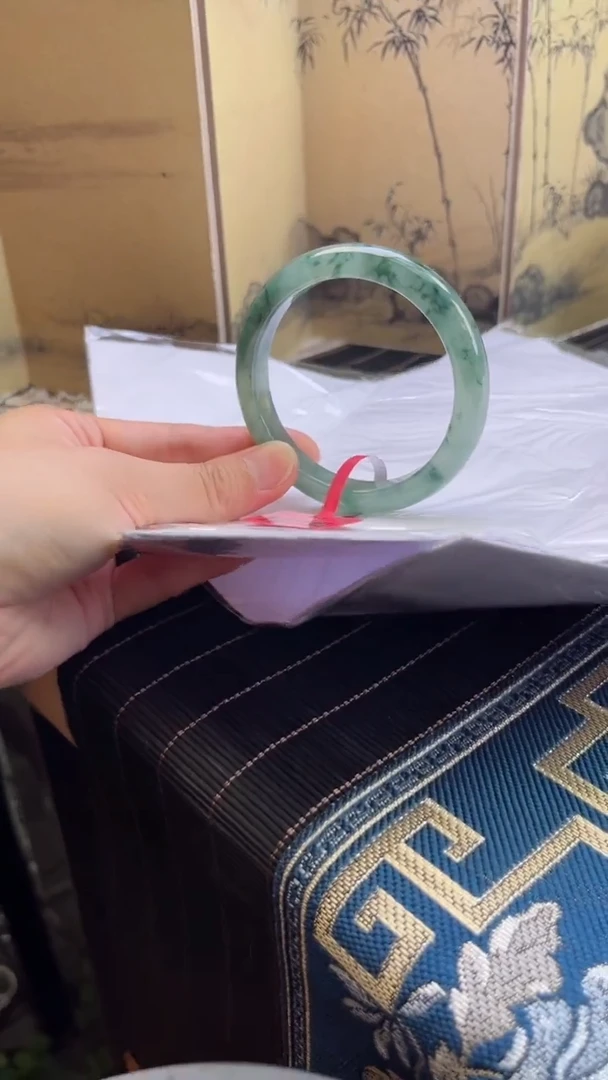 【闪购商品】翡翠手镯未镶嵌翡翠手镯