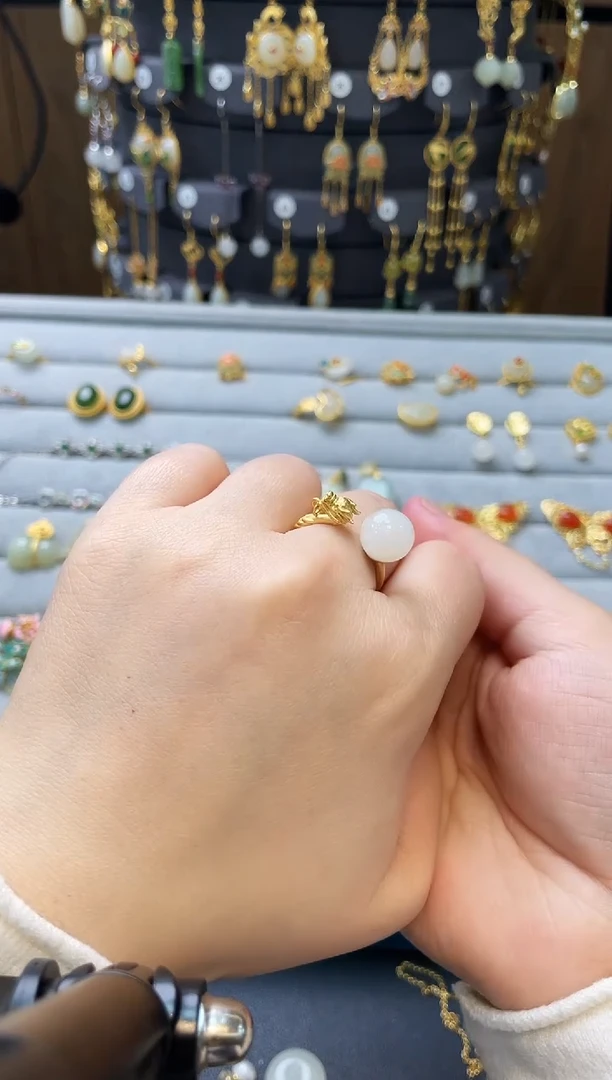 【闪购商品】和田玉颈饰银S925镀金镶嵌戒指