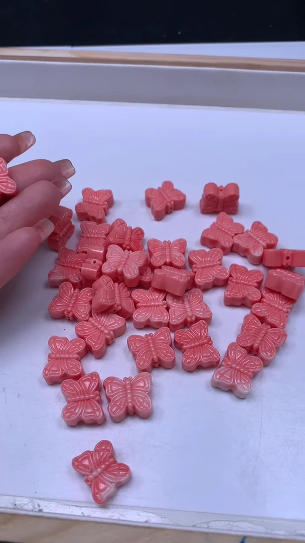 裸石蜜蜡未镶嵌D502 女皇贝 蝴蝶15*8mm2个5.8元