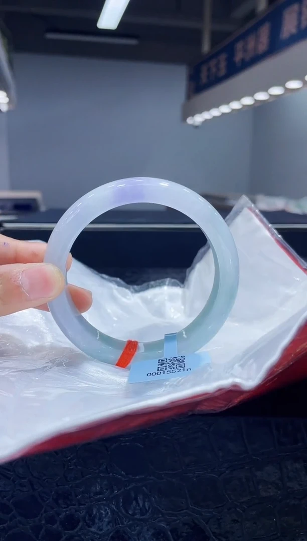 未镶嵌手镯翡翠10