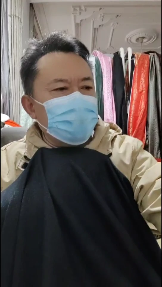 黑灰色小暗格针织布料