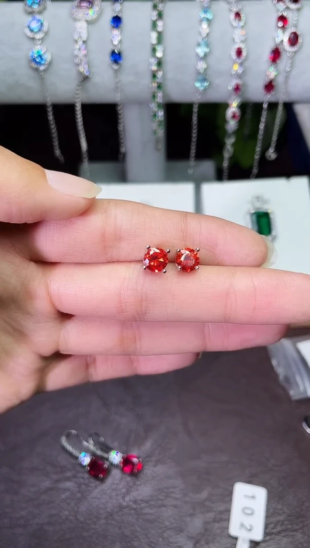 合金合成钻石耳饰芬达耳钉