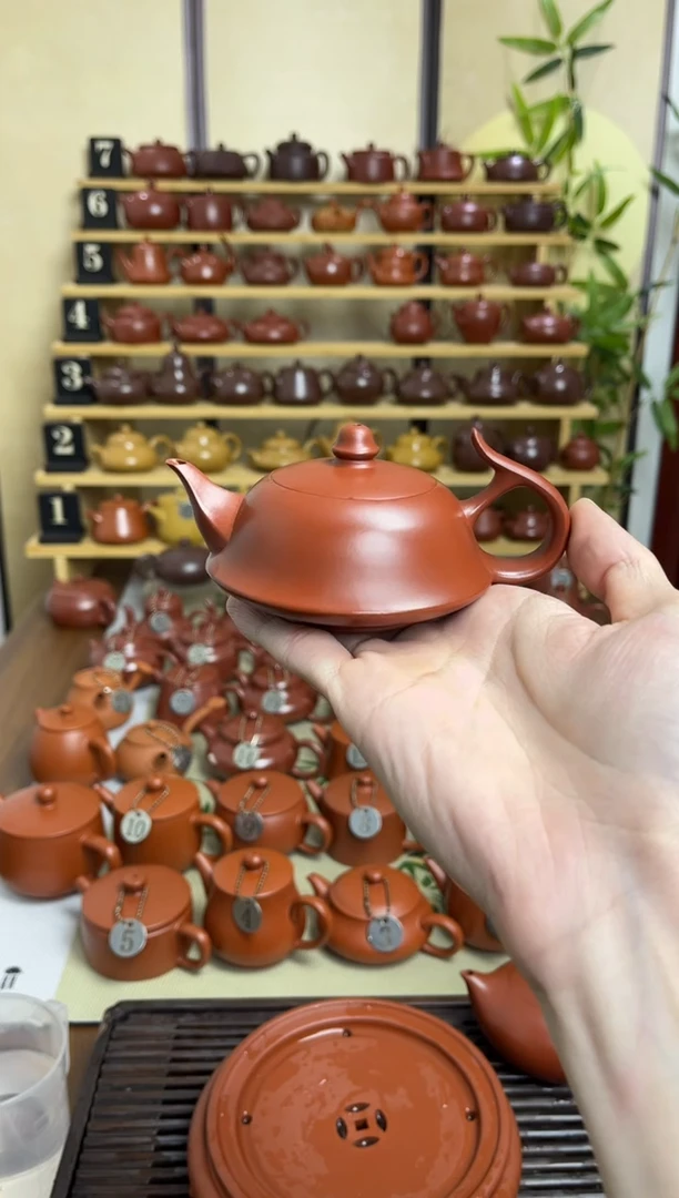 余*将军壶120cc带证书礼盒