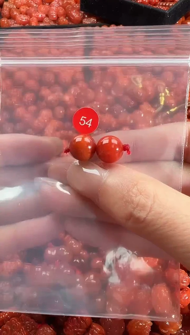 颈饰未镶嵌南红玛瑙1