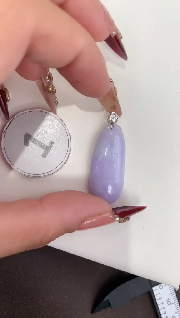 颈饰18K金镶嵌翡翠天然缅甸a货翡翠