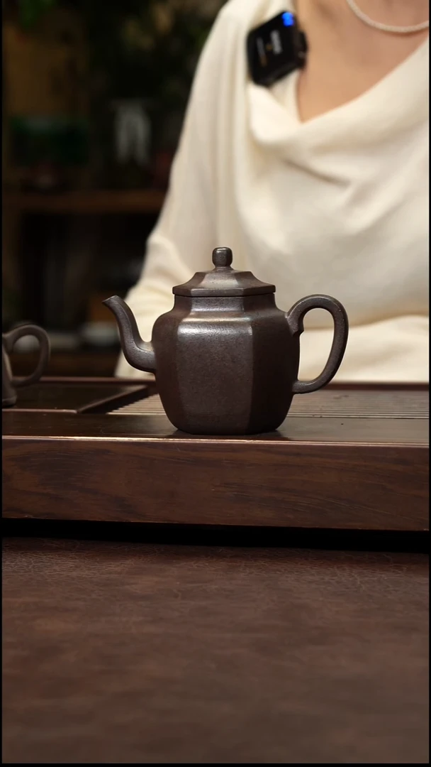 茶壶紫砂老紫泥高温烧宫灯170cc左右