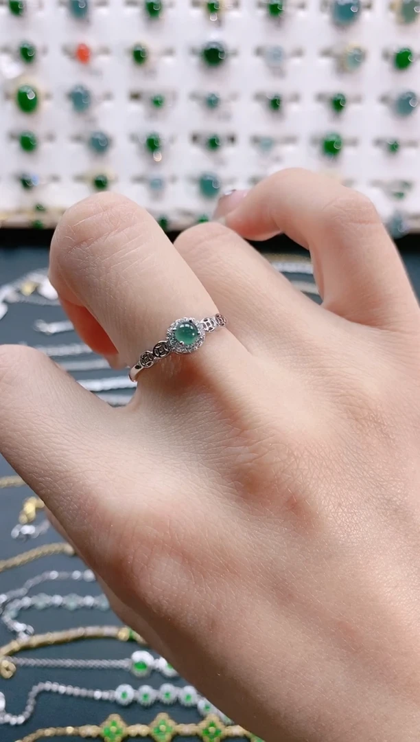 【闪购商品】翡翠戒指银S925镶嵌天然翡翠