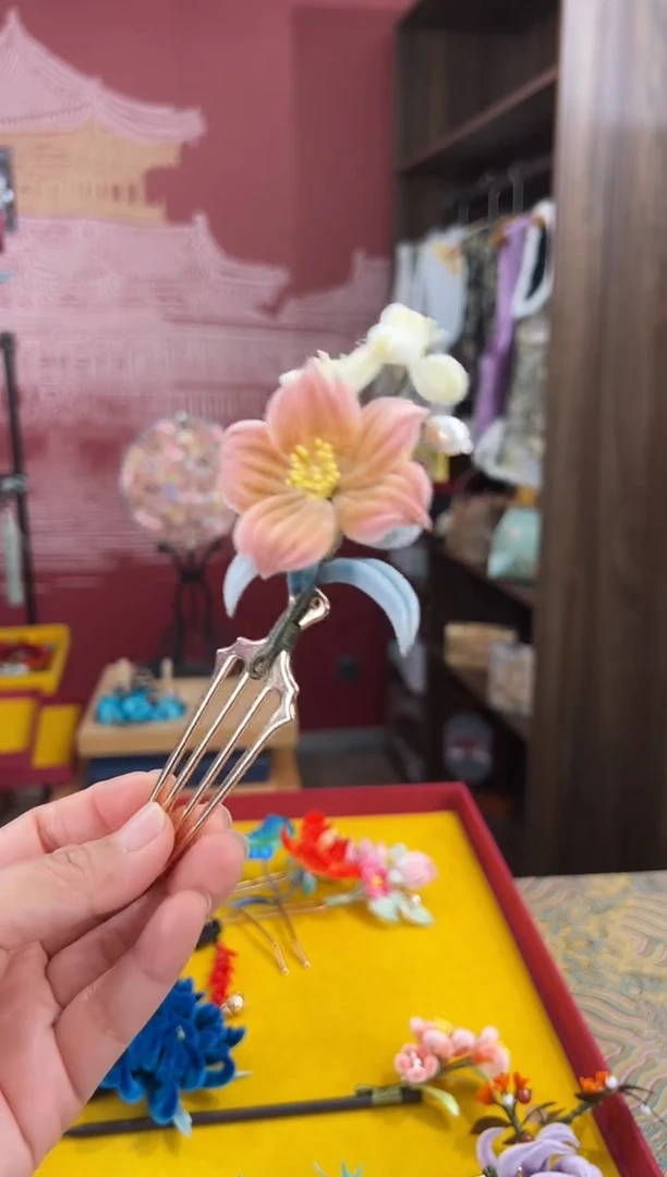 【闪购商品】刺绣非遗绒花（发饰）